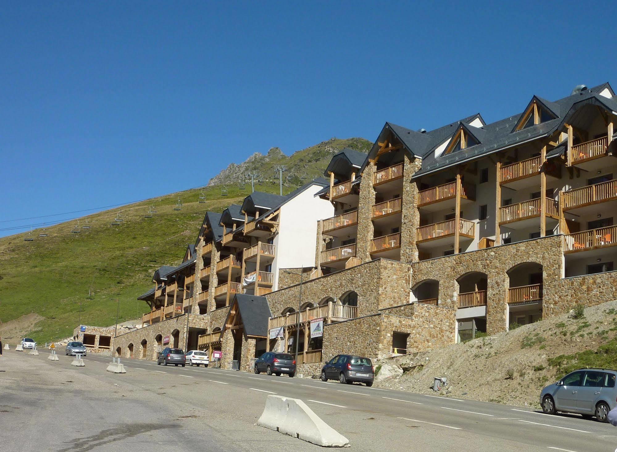 Aparthotel & Golf Tourmalet 3*